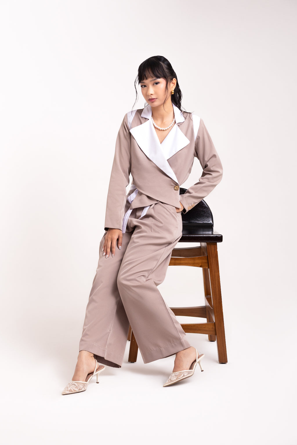 Yujin Blazer