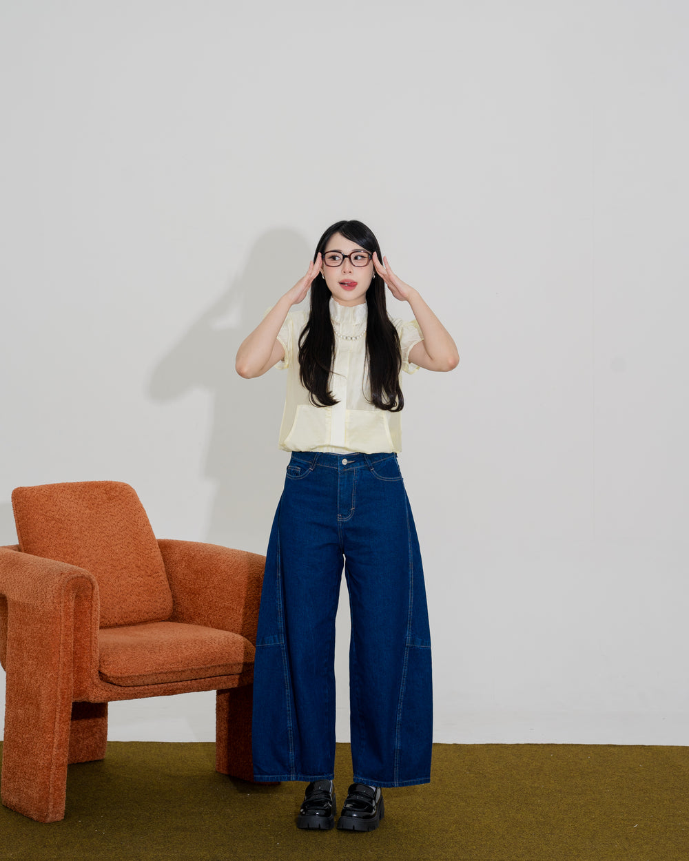 Jiye Barrel Jeans