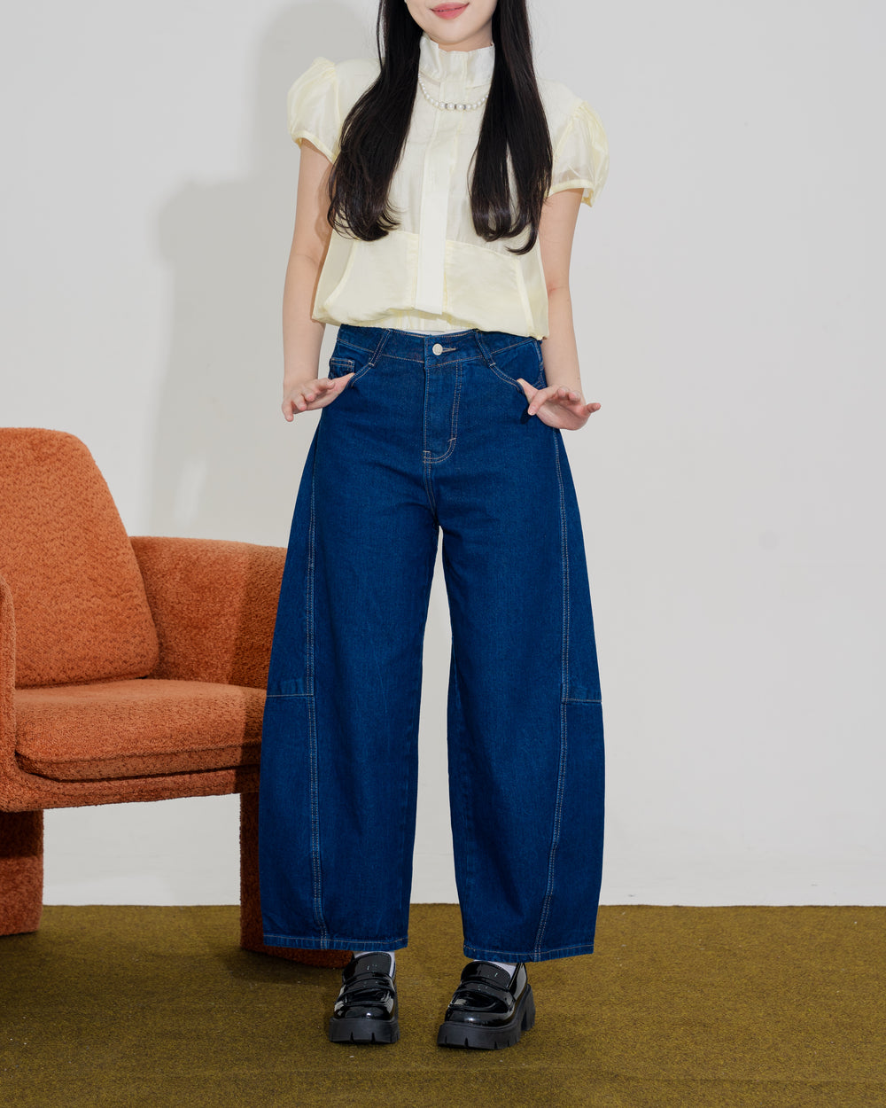Jiye Barrel Jeans